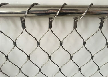 Maglia ad alta resistenza del cavo di Inox che cattura con la rete stile inanellato per la guida di rotaia
